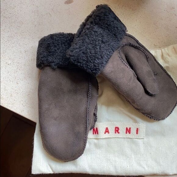 MARNI Kids Shearling toggle pea coat + mittens - Picture 5 of 8